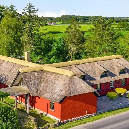 Aarestrupgaard * Kvaerndrup